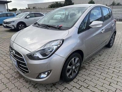 Usata Hyundai ix20 Xpossible 90 CV (66 kW) 2017 Argento Utilitaria