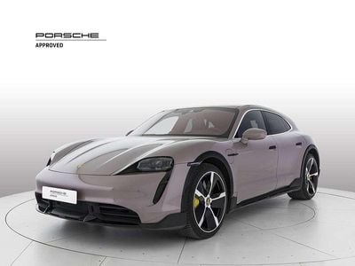 Usata Porsche Taycan Cross Turismo 559 kW (761 CV) 2021 1i frozenberry metallizzato Station wagon