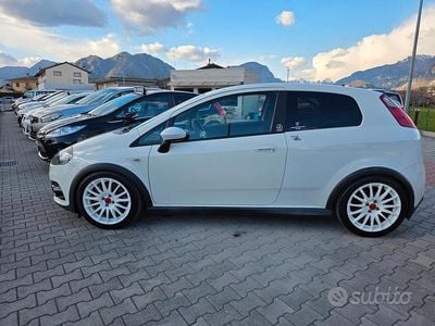 Usata Abarth Grande Punto 180 CV (132 kW) 2008 Bianco Utilitaria