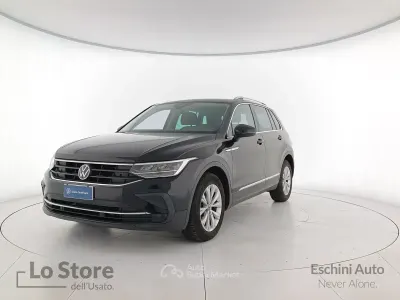 Usata VW Tiguan Life 122 CV (89 kW) 2022 Nero SUV