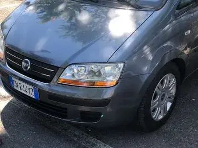 Usata Fiat Idea Dynamic 69 CV (50 kW) 2004 Monovolume