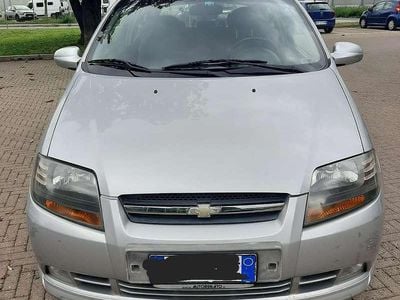 Usata Chevrolet Kalos SE 72 CV (52 kW) 2008 Argento Berlina