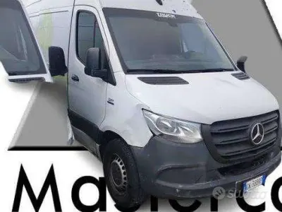 Usata Mercedes E-Sprinter 85 kW (116 CV) 2022 Bianco Furgone