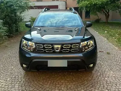 Usata Dacia Duster 116 CV (85 kW) 2019 Grigio SUV