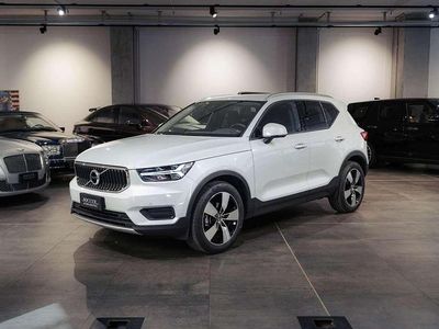 Usata Volvo XC40 Momentum 163 CV (119 kW) 2021 Grigio SUV