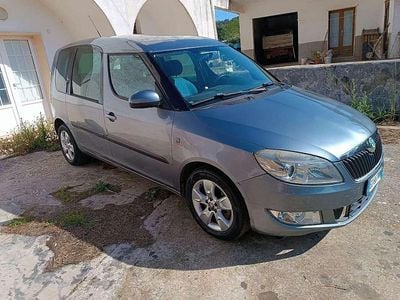 Usata Skoda Roomster Comfort 105 CV (77 kW) 2010 Grigio Monovolume