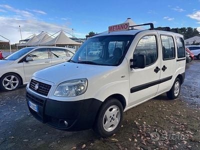 Begagnad Fiat Doblò Active 103 HK (75 kW) 2009 Vit Minibuss