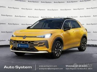 Nuova VW T-Roc Life 150 CV (110 kW) 2026 Giallo SUV