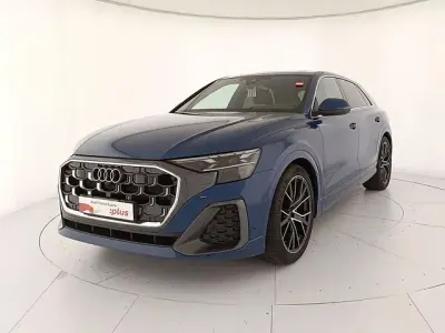 Usata Audi Q8 S-Line 286 CV (210 kW) 2024 Blu ascari metallizzato SUV