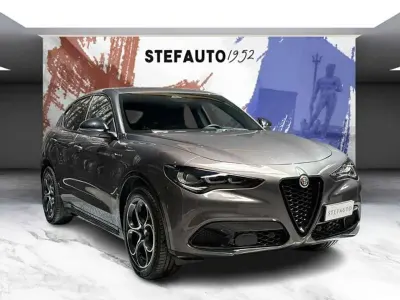 Usata Alfa Romeo Stelvio Veloce 209 CV (153 kW) 2025 Grigio SUV