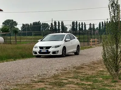 Usata Honda Civic 120 CV (88 kW) 2016 Berlina