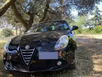 Usata Alfa Romeo Giulietta 105 CV (77 kW) 2015 Nero Utilitaria