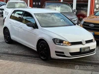 Usata VW Golf VII Highline 105 CV (77 kW) 2016 Bianco Berlina