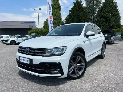 Usata VW Tiguan R-line 150 CV (110 kW) 2020 Bianco SUV