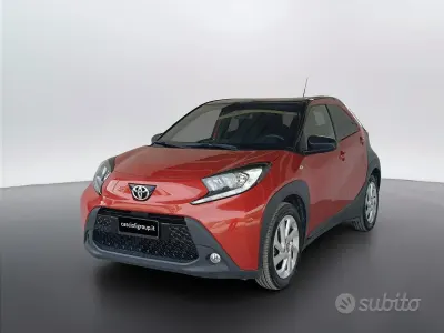 Gebraucht Toyota Aygo X Active 72 PS (52 kW) 2022 Orange SUV