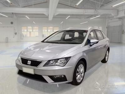Usata Seat Leon Business 150 CV (110 kW) 2018 Grigio Station wagon