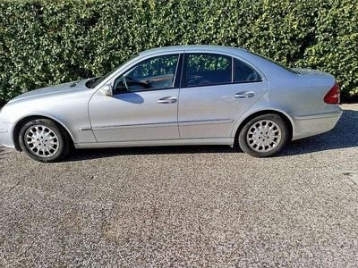 Usata Mercedes E220 Elegance 150 CV (110 kW) 2006 Berlina