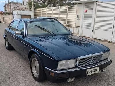 Usata Jaguar XJ40 240 CV (176 kW) 1990 Blu Berlina
