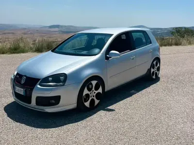 Usata VW Golf IV GTI 200 CV (147 kW) 2005 Grigio Berlina