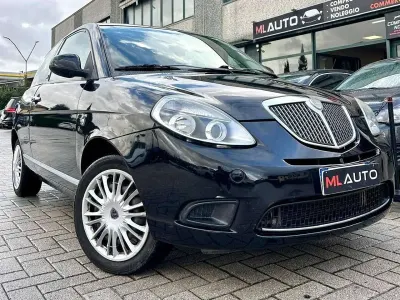 Usata Lancia Ypsilon 60 CV (44 kW) 2007 Nero Utilitaria
