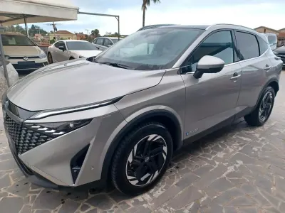 Usata Nissan Qashqai N-Connecta 190 CV (139 kW) 2025 Grigio SUV