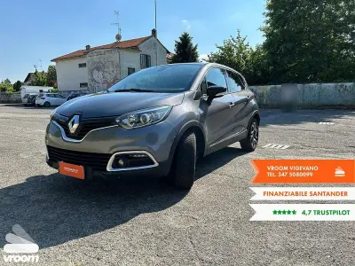 Käytetty Renault Captur 90 HP (66 kW) 2016 Harmaa Katumaasturi