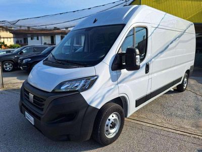 Usata Fiat Ducato 33 140 CV (102 kW) 2023 Bianco pastello Furgone