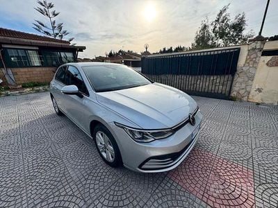 Usata VW Golf VIII Style 115 CV (84 kW) 2020 Grigio Berlina
