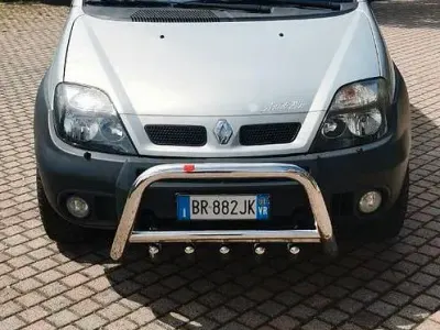 Usata Renault Scénic 115 CV (84 kW) 2001 Grigio Monovolume