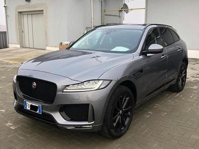 Usata Jaguar F-Pace Chequered Flag 180 CV (132 kW) 2019 SUV