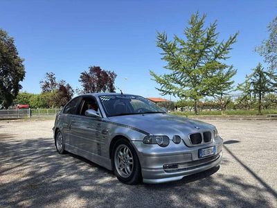 Usata BMW 318 M Sport 116 CV (85 kW) 2001 Berlina