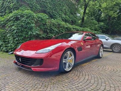 Usata Ferrari GTC4Lusso 689 CV (506 kW) 2017 Rosso Station wagon