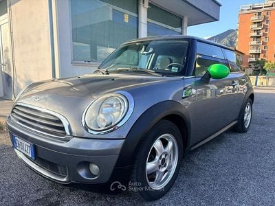 Usata Mini Cooper 75 CV (55 kW) 2009 Gray Utilitaria