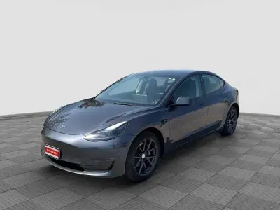 Usata Tesla Model 3 152 kW (208 CV) 2022 Grigio Berlina