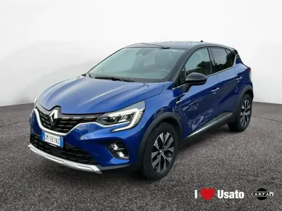 Usata Renault Captur Intens 101 CV (74 kW) 2023 Bruges SUV