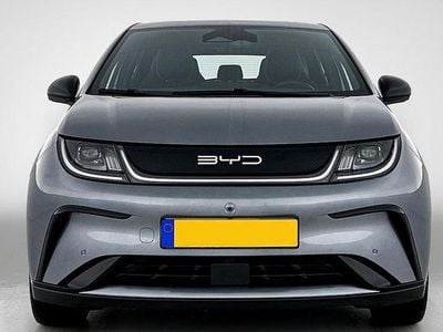 Nuova BYD Dolphin Design 150 kW (204 CV) 2026 Time gray Utilitaria