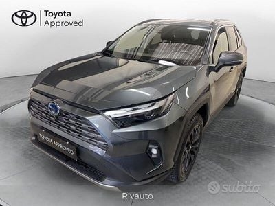Usata Toyota RAV4 Hybrid Lounge 222 CV (163 kW) 2022 Grigio scuro SUV