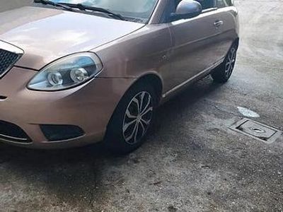 Usata Lancia Ypsilon 60 CV (44 kW) 2010 Grigio Utilitaria