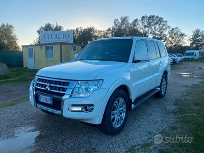 usata Mitsubishi Pajero 3.2 di-d 2015 7 posti