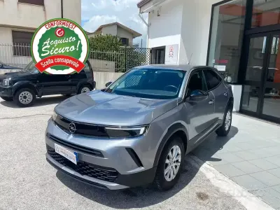Usata Opel Mokka Edition 110 CV (80 kW) 2023 Grigio SUV