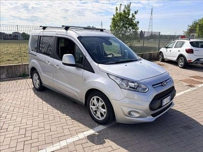Begagnad Ford Tourneo Connect Titanium 120 HK (88 kW) 2016 Silver Minibuss