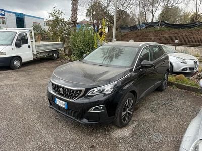 Usata Peugeot 3008 Allure 130 CV (95 kW) 2019 Nero SUV
