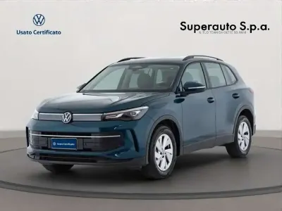 Gebraucht VW Tiguan Life 150 PS (110 kW) 2025 Blau SUV