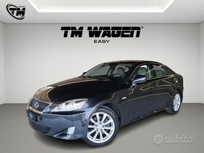 Usata Lexus IS220d Luxury Line 177 CV (130 kW) 2008 Blu Berlina