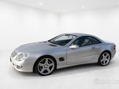 Usata Mercedes SL500 387 CV (284 kW) 2007 Grigio Cabrio