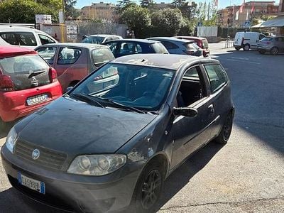 Usata Fiat Punto 60 CV (44 kW) 2003 Grigio Utilitaria