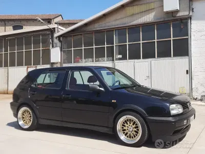 Usata VW Golf III GT 101 CV (74 kW) 1996 Nero Berlina