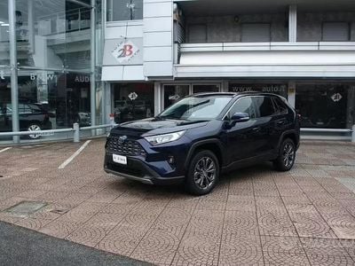 Usata Toyota RAV4 Hybrid 222 CV (163 kW) 2022 Blu SUV