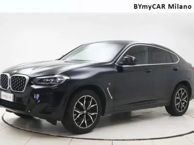 Usata BMW X4 M Sport 190 CV (139 kW) 2023 Carbon black metallizzato SUV