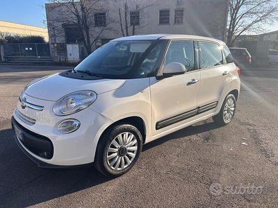 Bianco Usata 2015 Fiat 500L Lounge Monovolume | 5500 € (Buon prezzo)